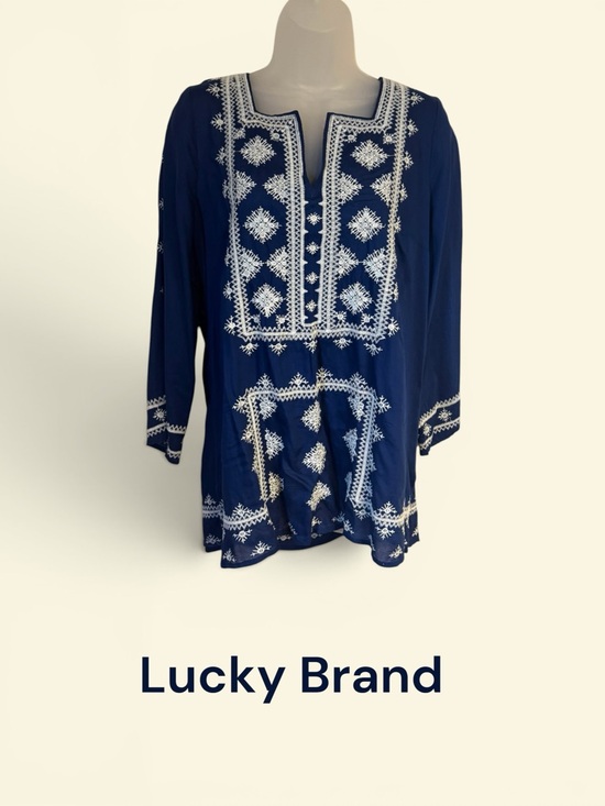 Lucky Brand Tops - LUCKY BRAND Navy Top w/Embroidery Detail SPRING/SUMMER SIZE: MEDIUM #H